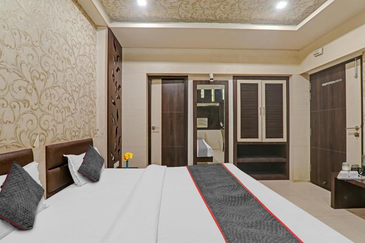 Townhouse 1182 Hotel Tirupati Galaxy Канпур Экстерьер фото