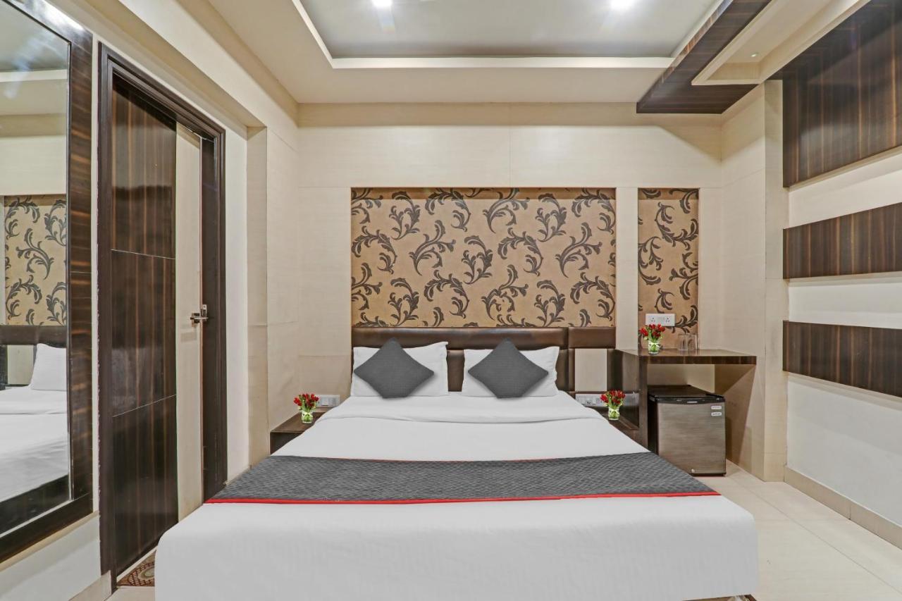 Townhouse 1182 Hotel Tirupati Galaxy Канпур Экстерьер фото